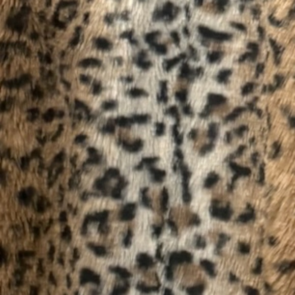 Pop Sugar Leopard fur coat . New with Tags . Size L - Picture 2 of 4
